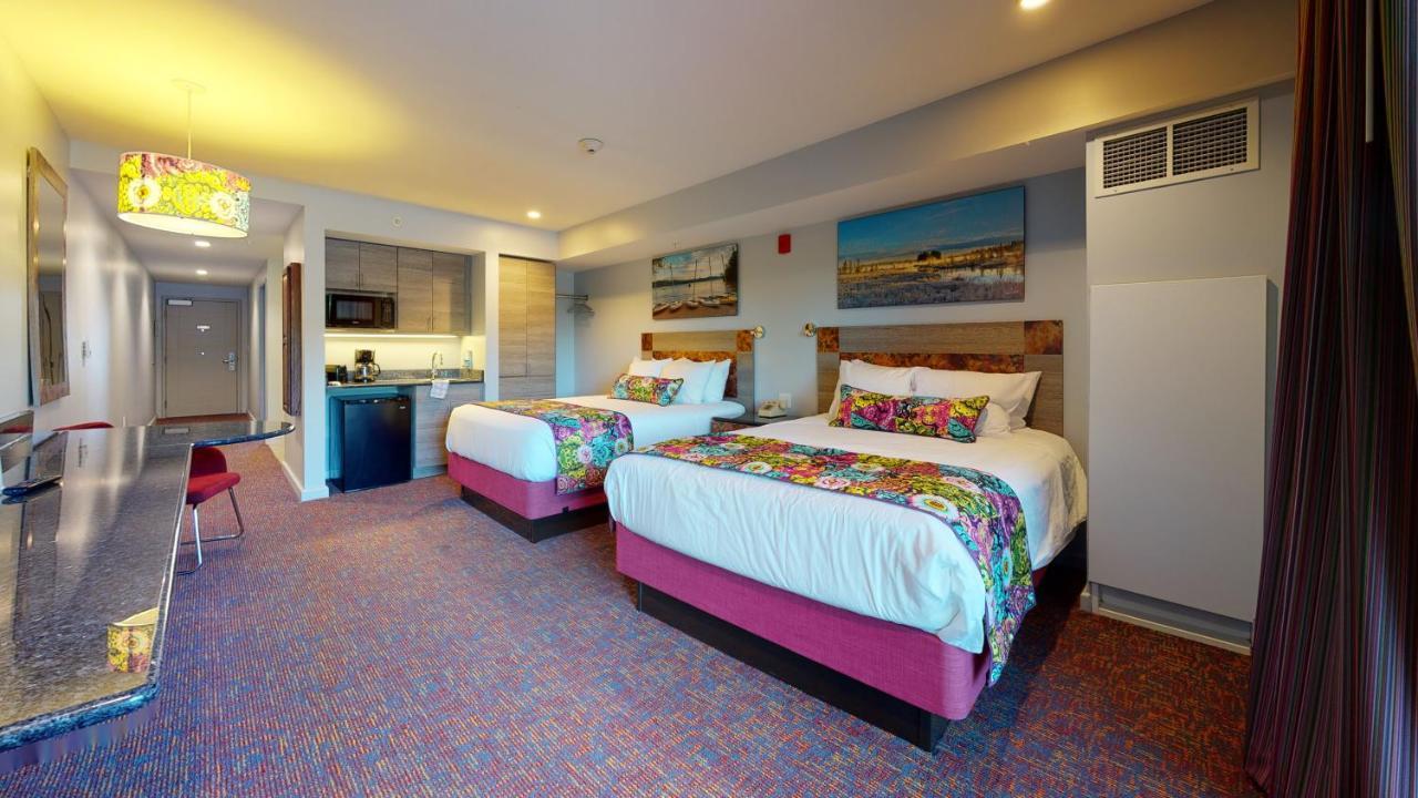 Surfside On The Lake George