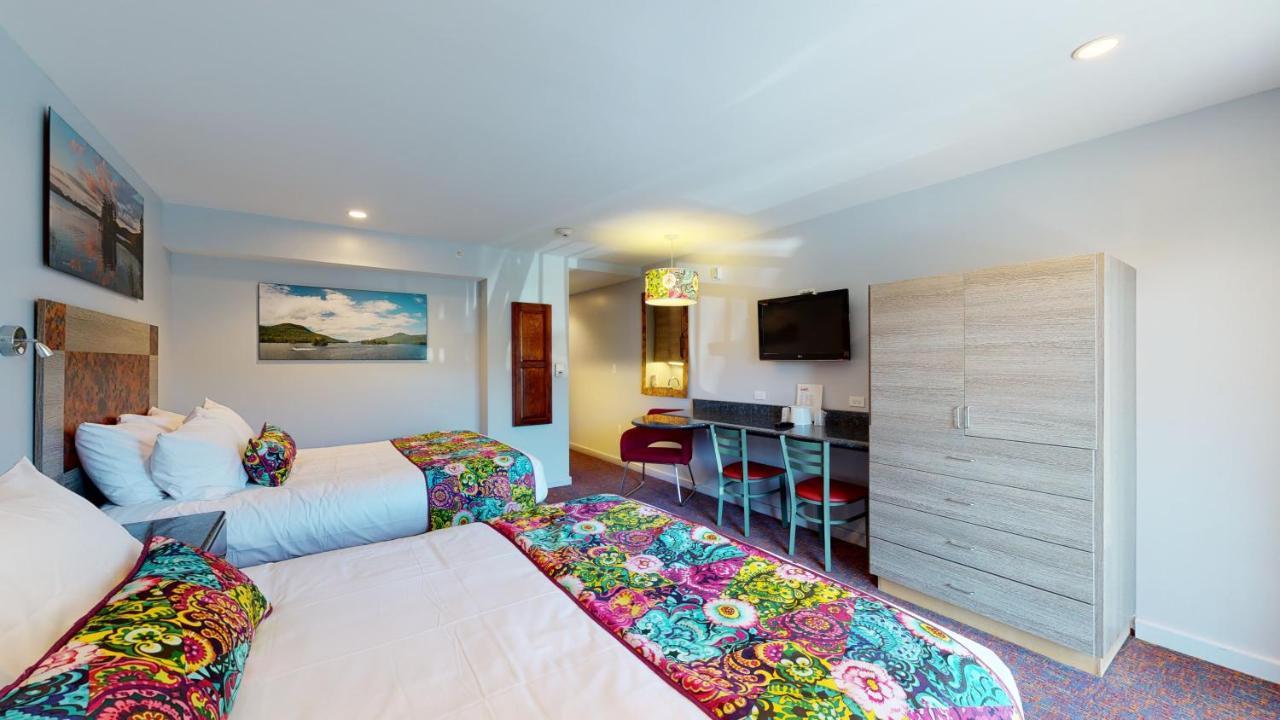 Surfside On The Hotel Lake George
