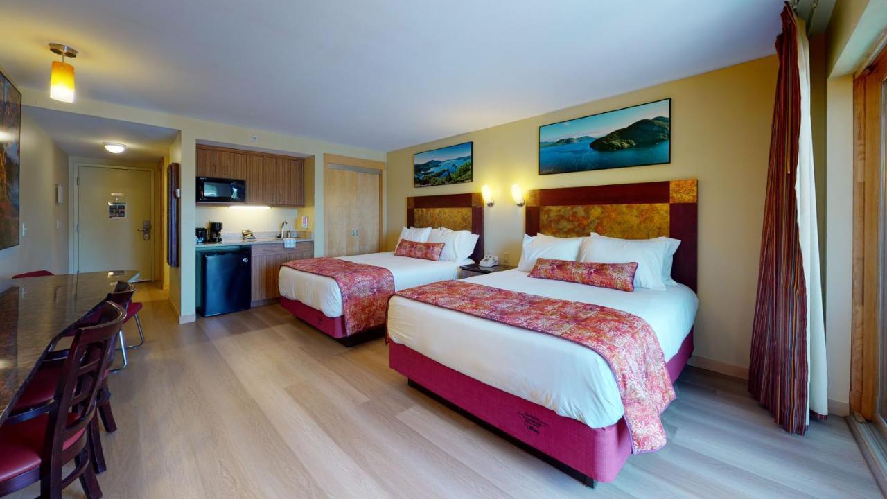Surfside On The 2* Lake George